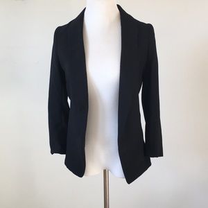 BNWT H&M Black women’s blazer size 2